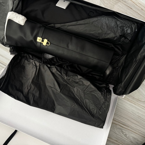 givenchy boots - Picture 1 of 4